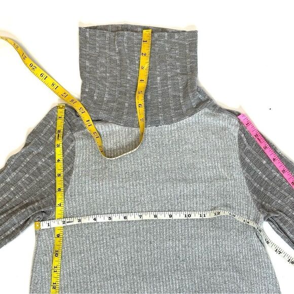 Anthropologie Grey Cowl Neck Knit Tunic, Size S - Picture 4 of 11